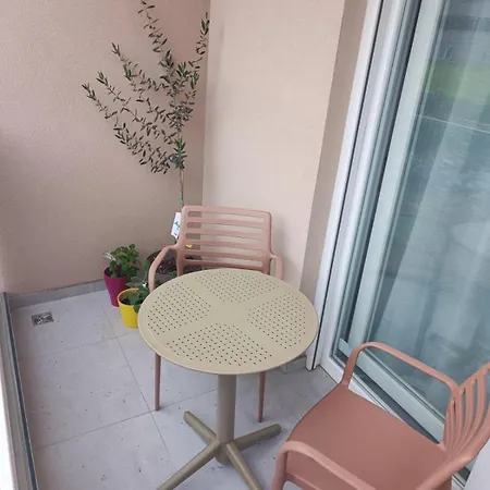 Apartment Zen Place Apartman With Private Parking *